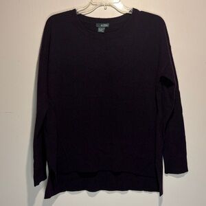 Griffen- 100% Cashmere Deep Plum Purple Hi-Low Ribbed Round Neck Sweater- Medium